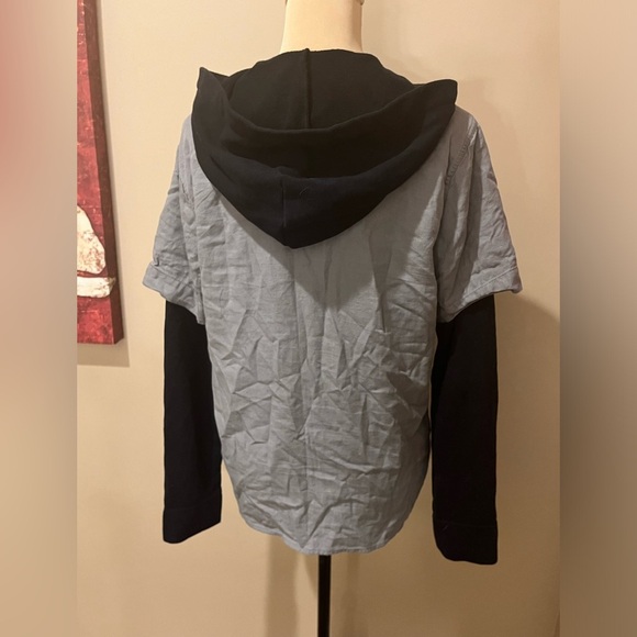 Hollister Cali Baseball Jersey with long sleeves & Hood, size XS - Picture 3 of 5